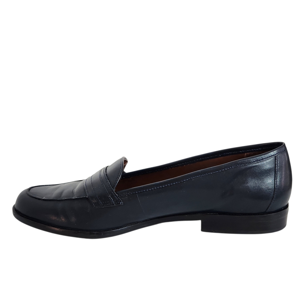 Etienne Aigner Navy Leather Camelot Loafers Size 8.5 Narrow